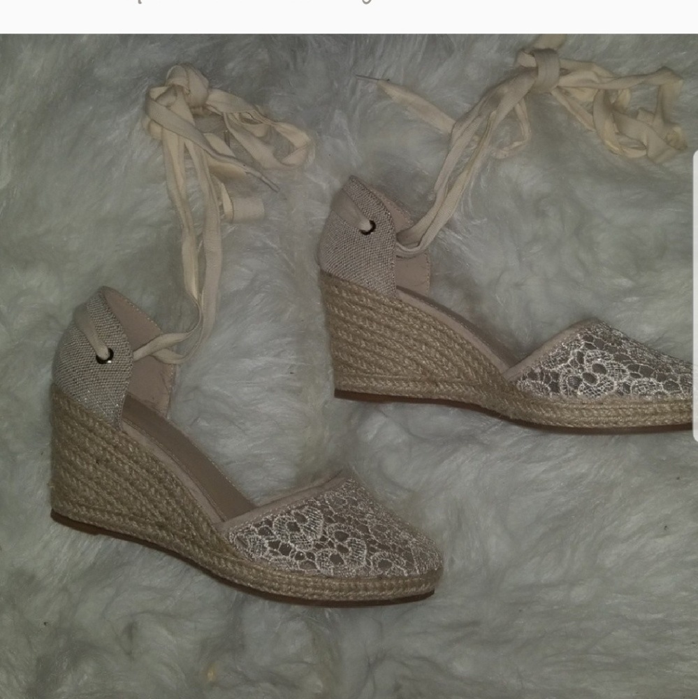 Nwot wedge sandals